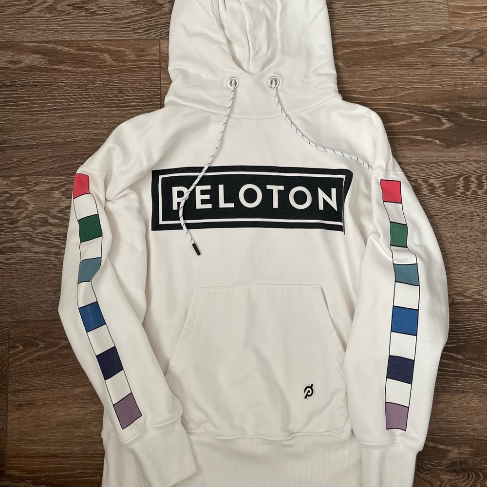 Peloton hoodie color block arm